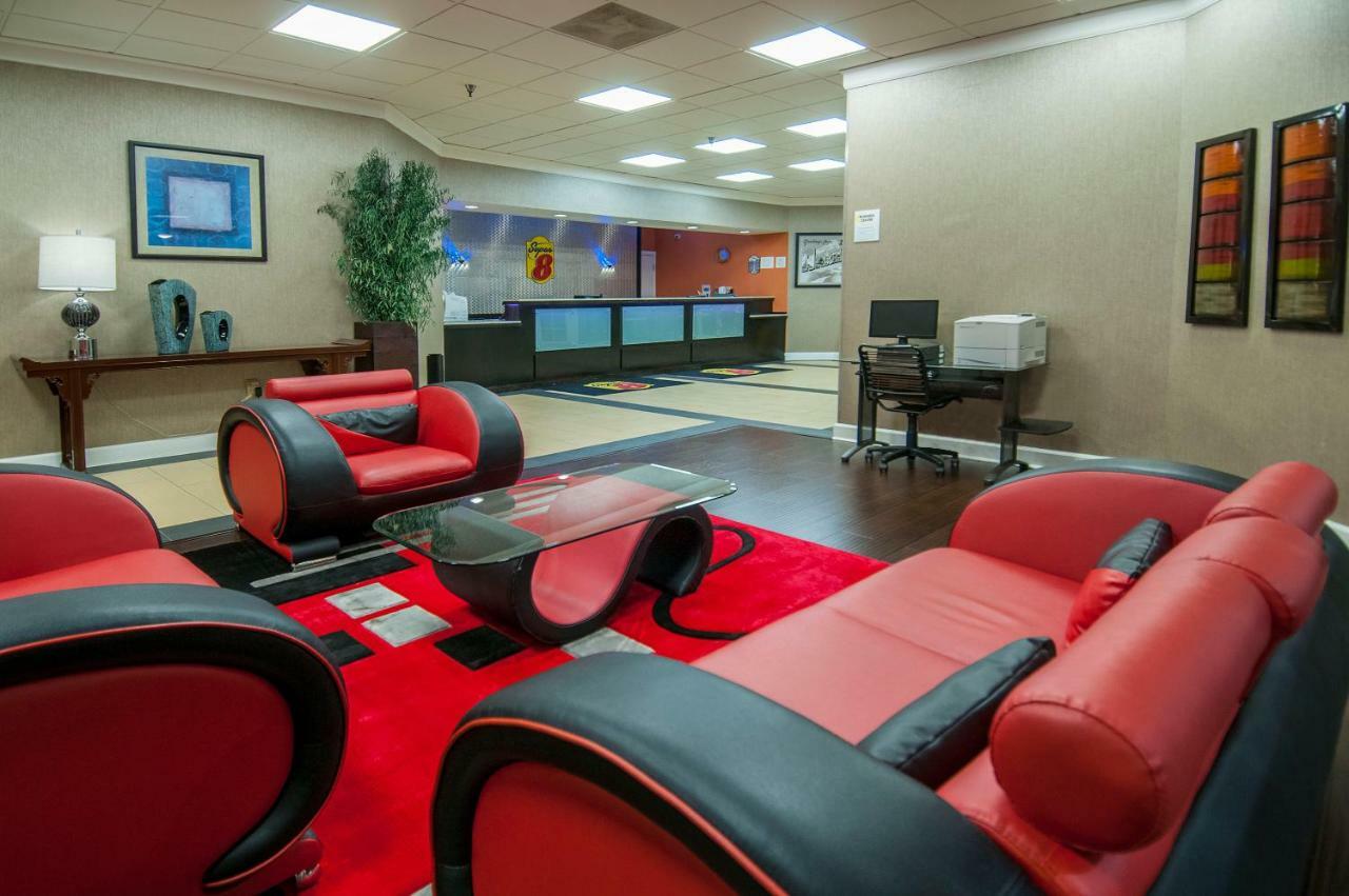 Super 8 By Wyndham Little Rock/otter Creek Motel